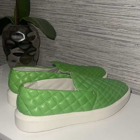 FRANCO SARTO | Green Women's By Prato Slip-On Sneaker - Picture 3 of 5